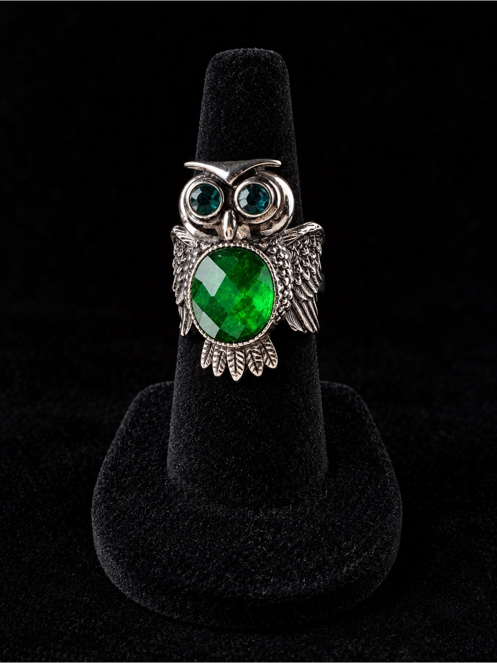 Stainless Steel Owl Cocktail Ring with Emerald Green Stones Size 4 1/2